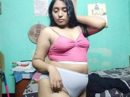 Indian Girl Stripping Showing Her Natural Tits